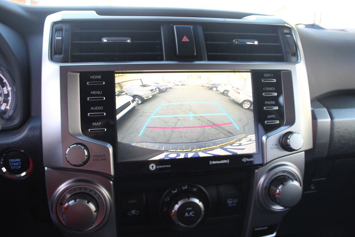 2020 Toyota 4Runner SR5 Premium photo 28