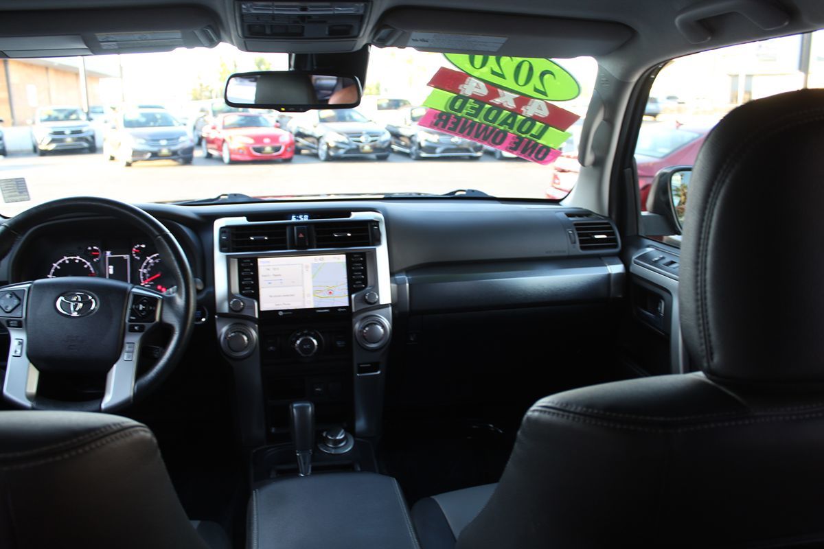 2020 Toyota 4Runner SR5 Premium photo 31