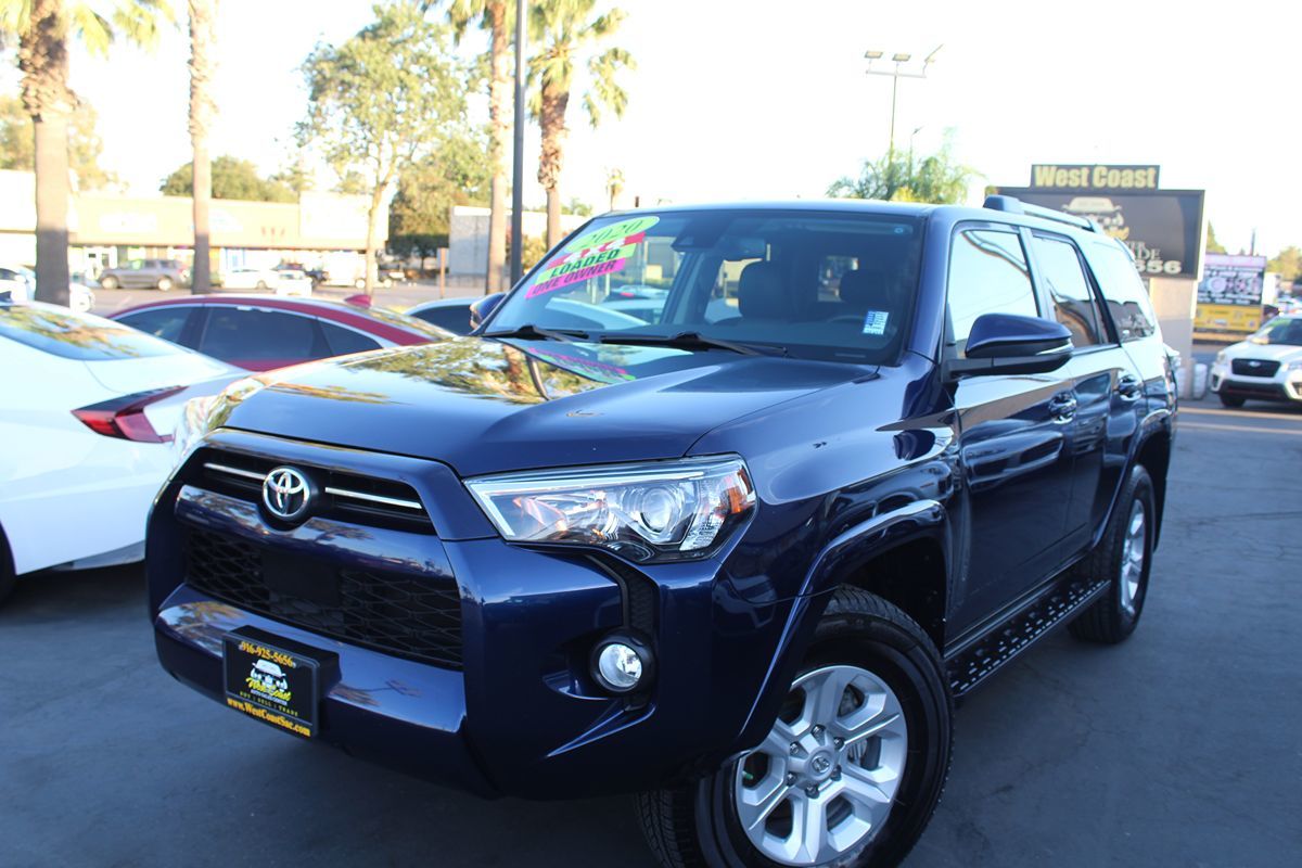 2020 Toyota 4Runner SR5 Premium photo 35
