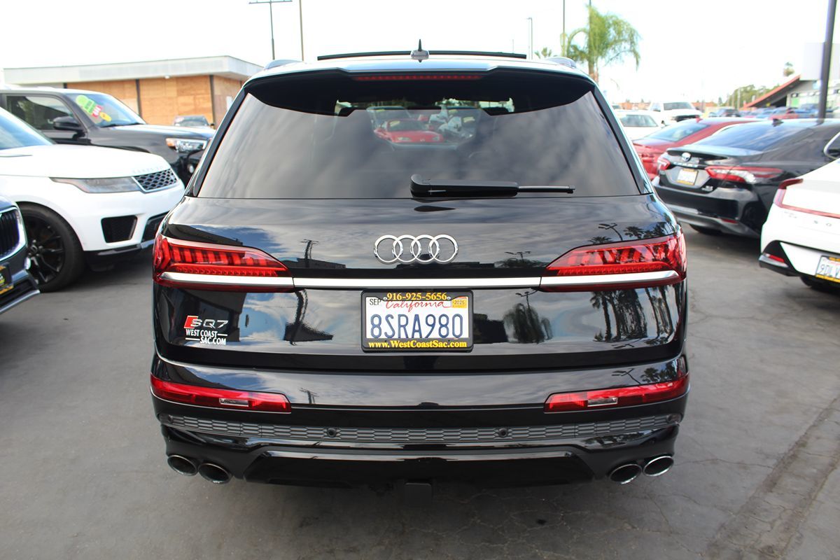 2020 Audi SQ7 Prestige photo 6