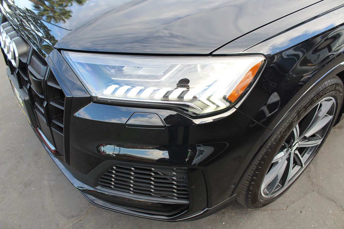 2020 Audi SQ7 Prestige photo 11
