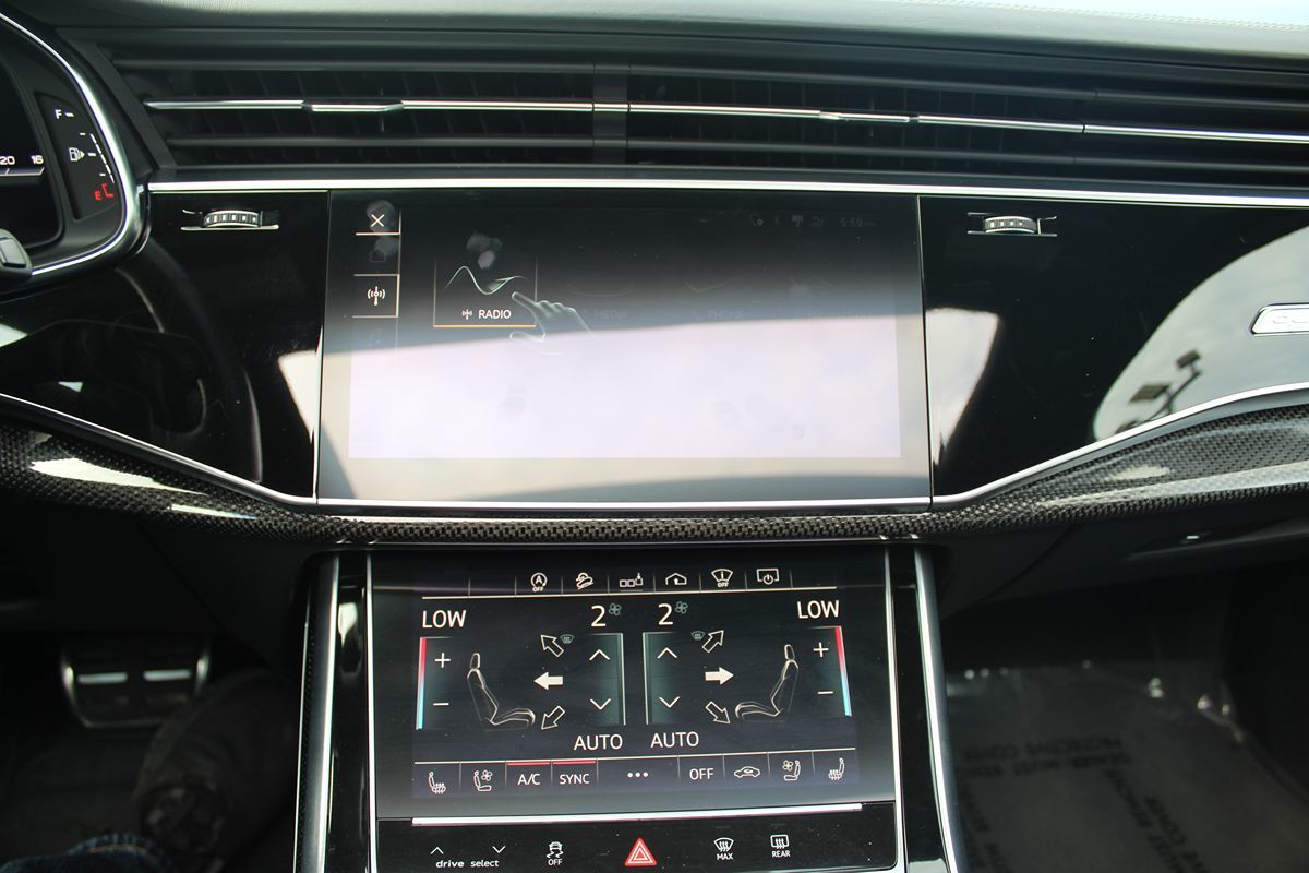2020 Audi SQ7 Prestige photo 34