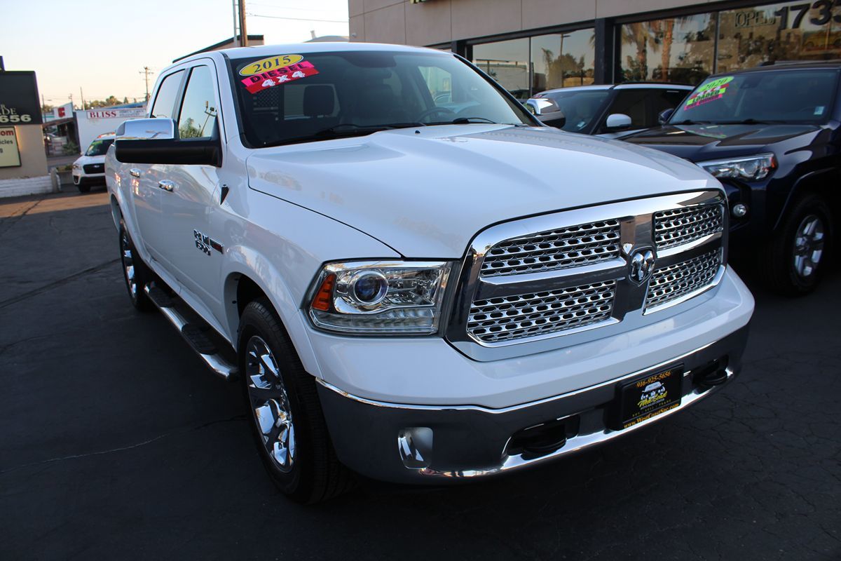 2015 Ram 1500 Laramie photo 8