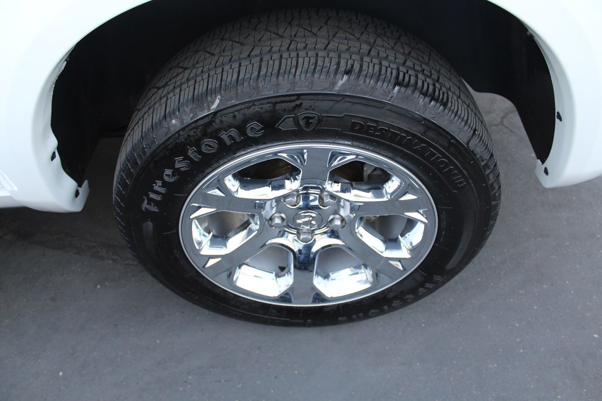 2015 Ram 1500 Laramie photo 15