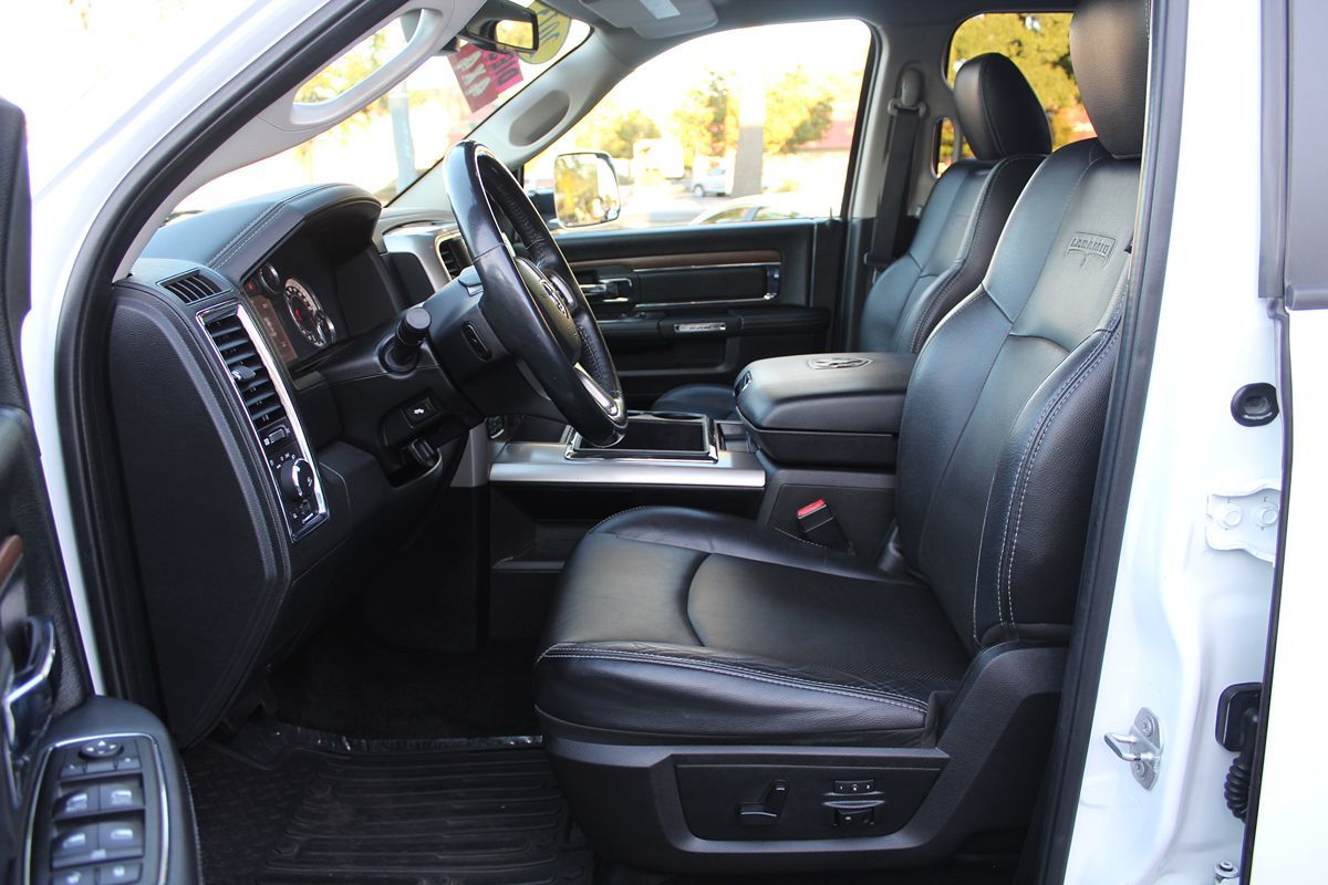 2015 Ram 1500 Laramie photo 23