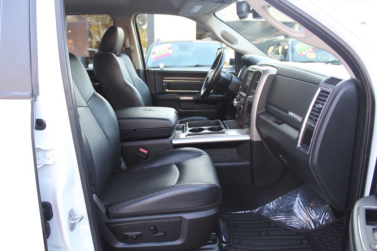2015 Ram 1500 Laramie photo 27