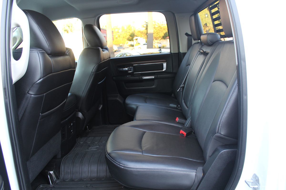 2015 Ram 1500 Laramie photo 29