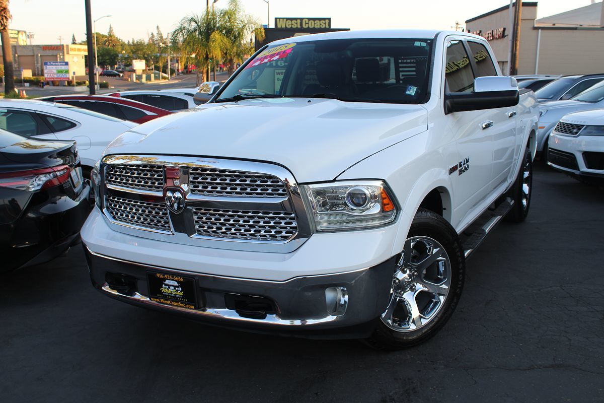 2015 Ram 1500 Laramie photo 44