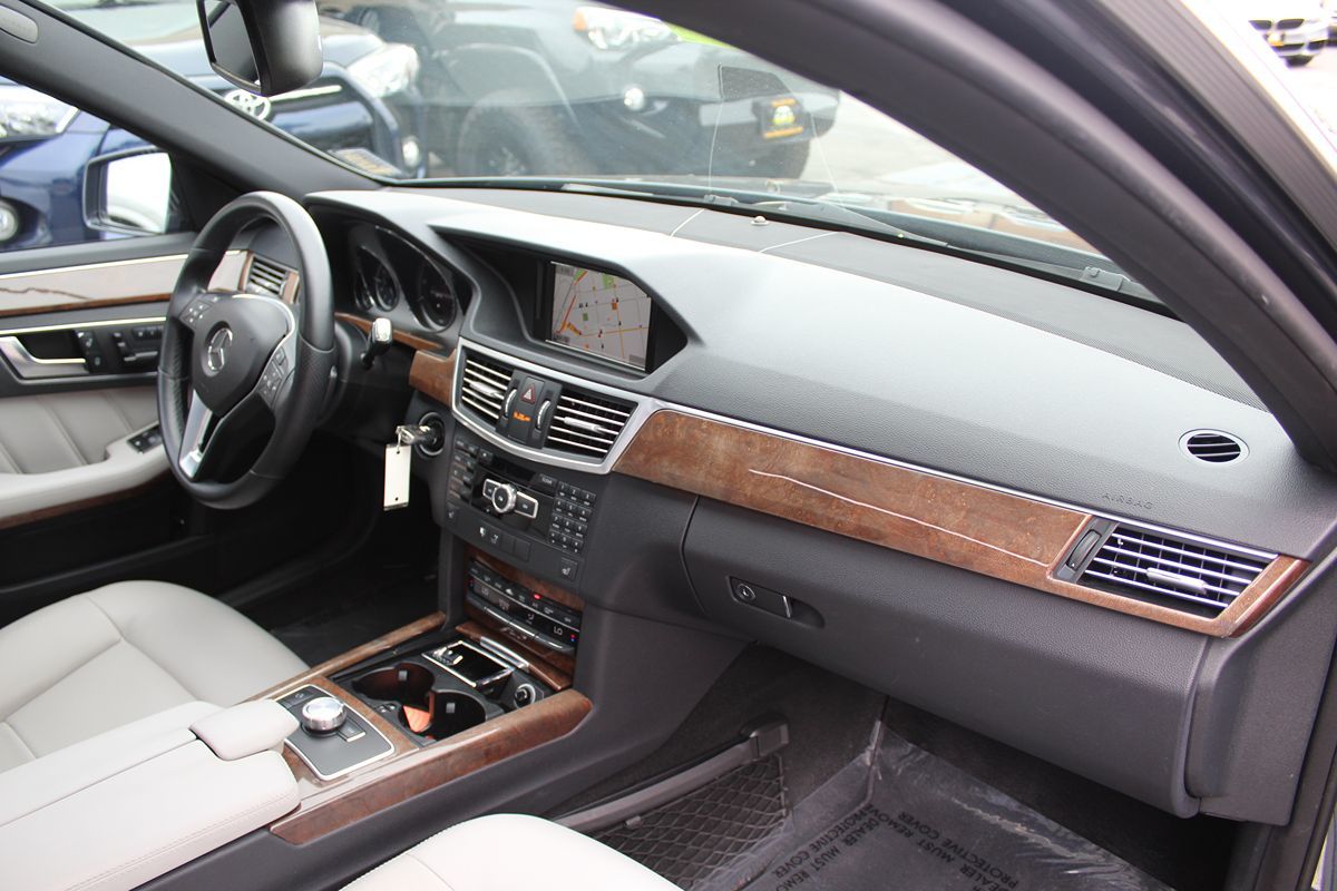 2013 Mercedes Benz E 350 Sport Sedan photo 21