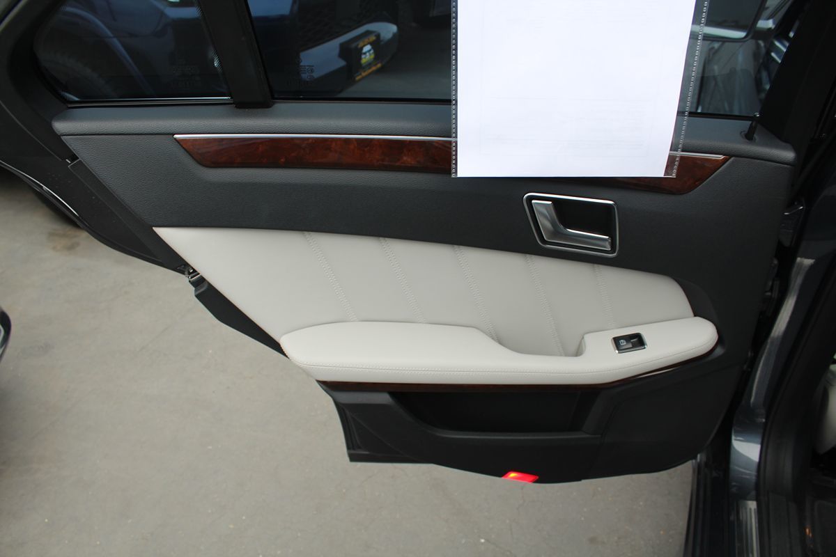 2013 Mercedes Benz E 350 Sport Sedan photo 23