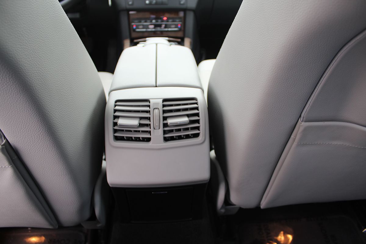2013 Mercedes Benz E 350 Sport Sedan photo 25