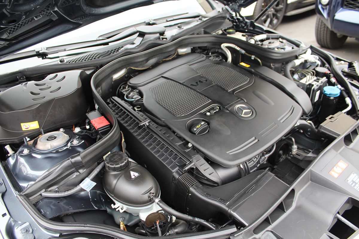2013 Mercedes Benz E 350 Sport Sedan photo 31
