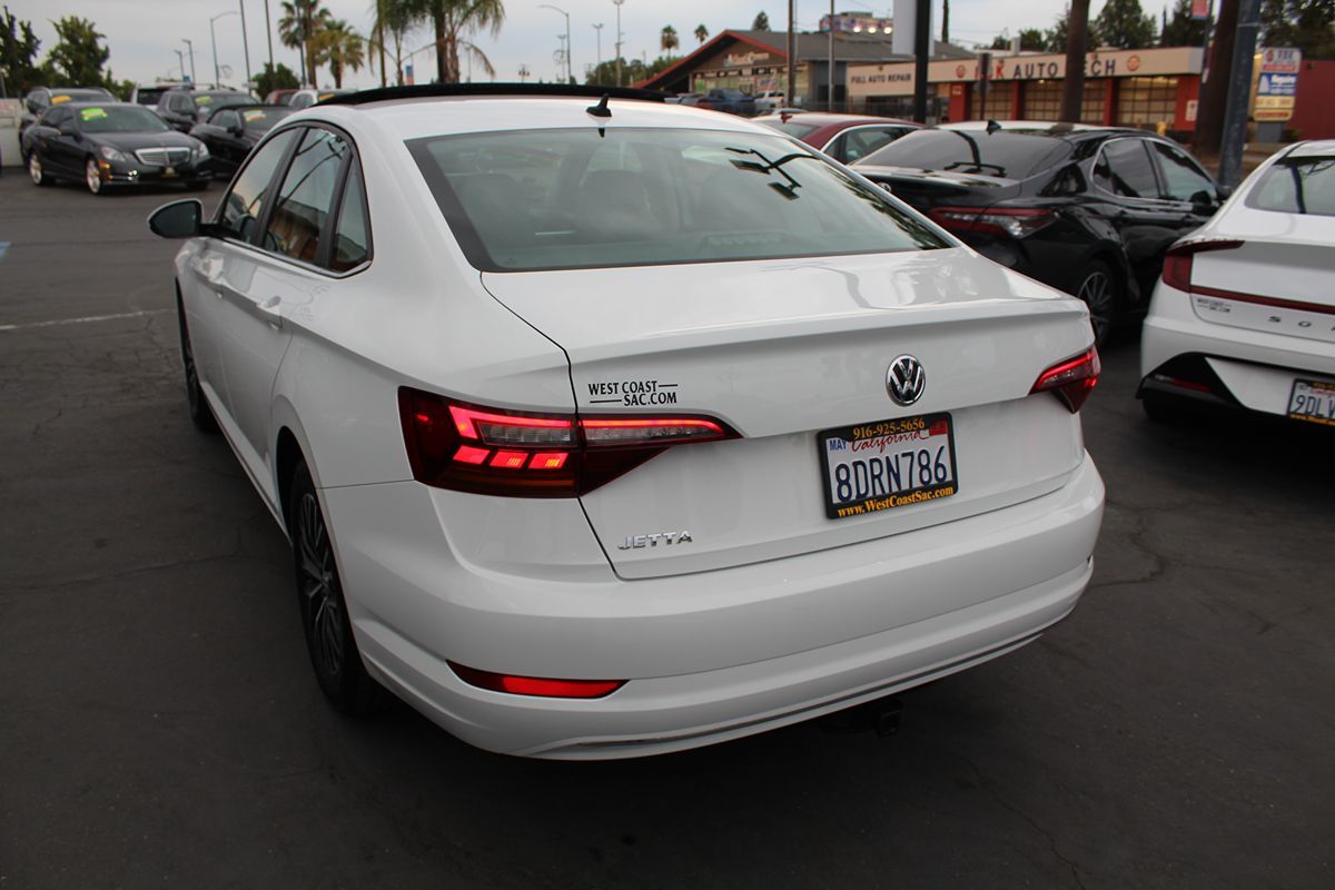 2019 Volkswagen Jetta SE photo 5