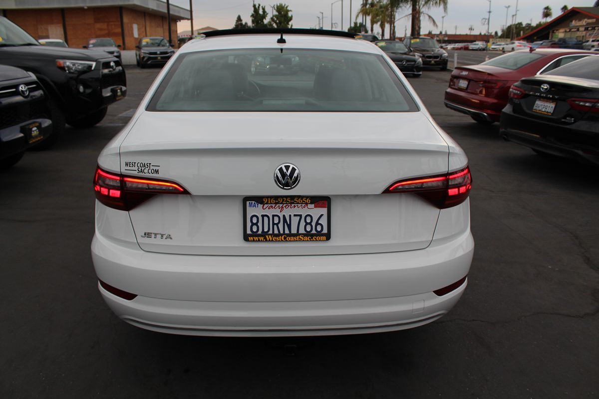 2019 Volkswagen Jetta SE photo 6