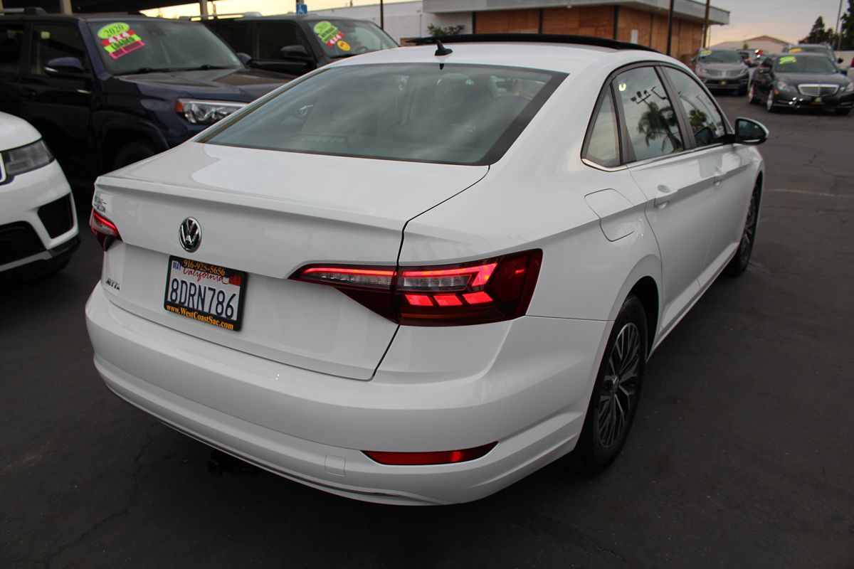 2019 Volkswagen Jetta SE photo 7