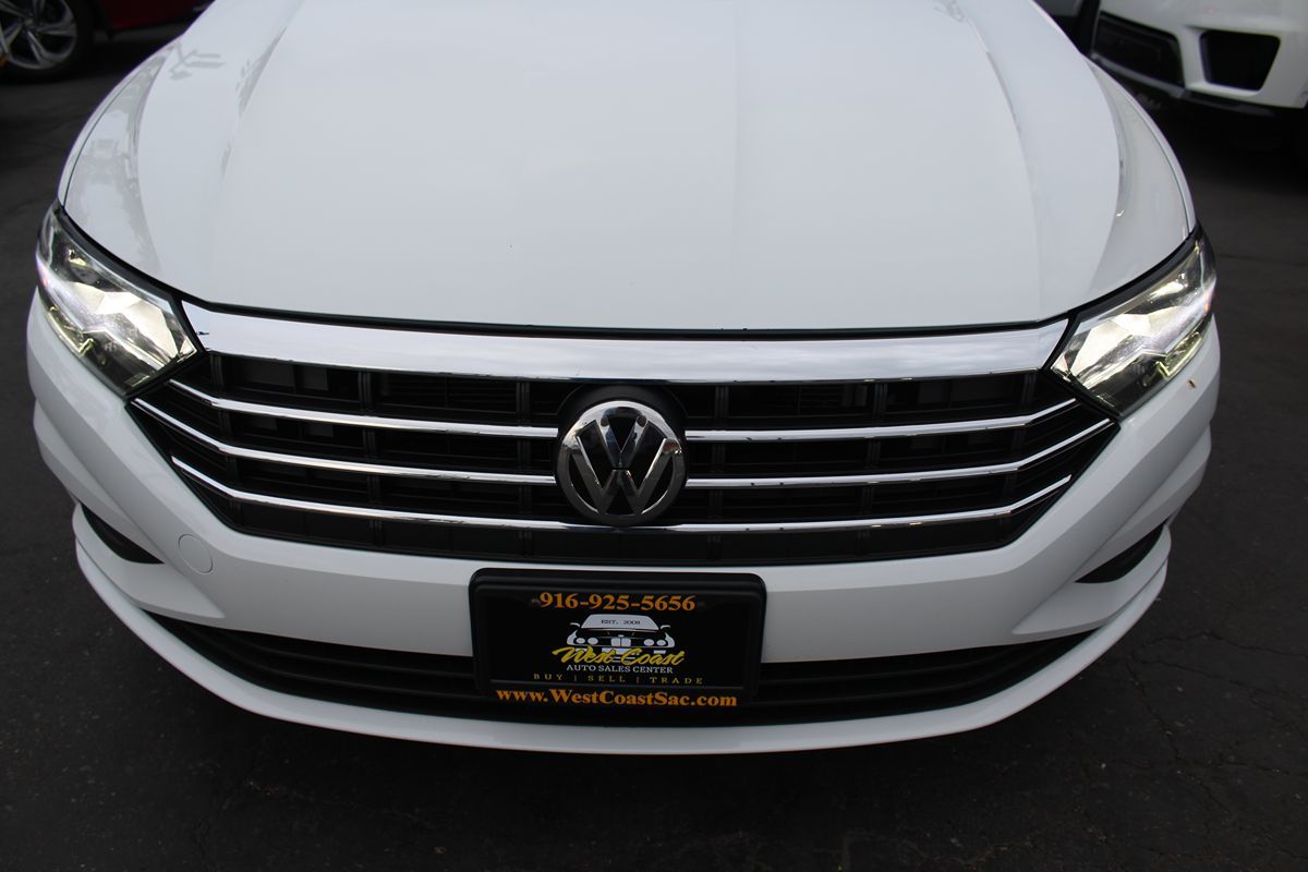 2019 Volkswagen Jetta SE photo 9