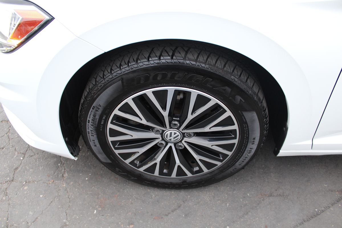 2019 Volkswagen Jetta SE photo 11