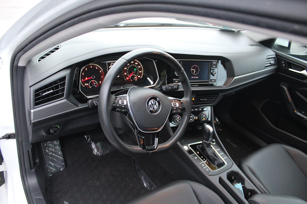 2019 Volkswagen Jetta SE photo 15