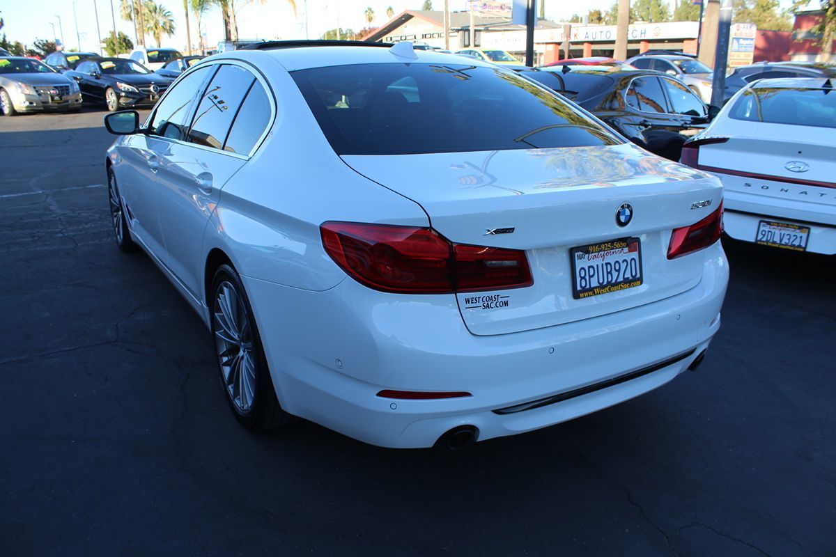 2019 BMW 5 Series 530i - Photo 5