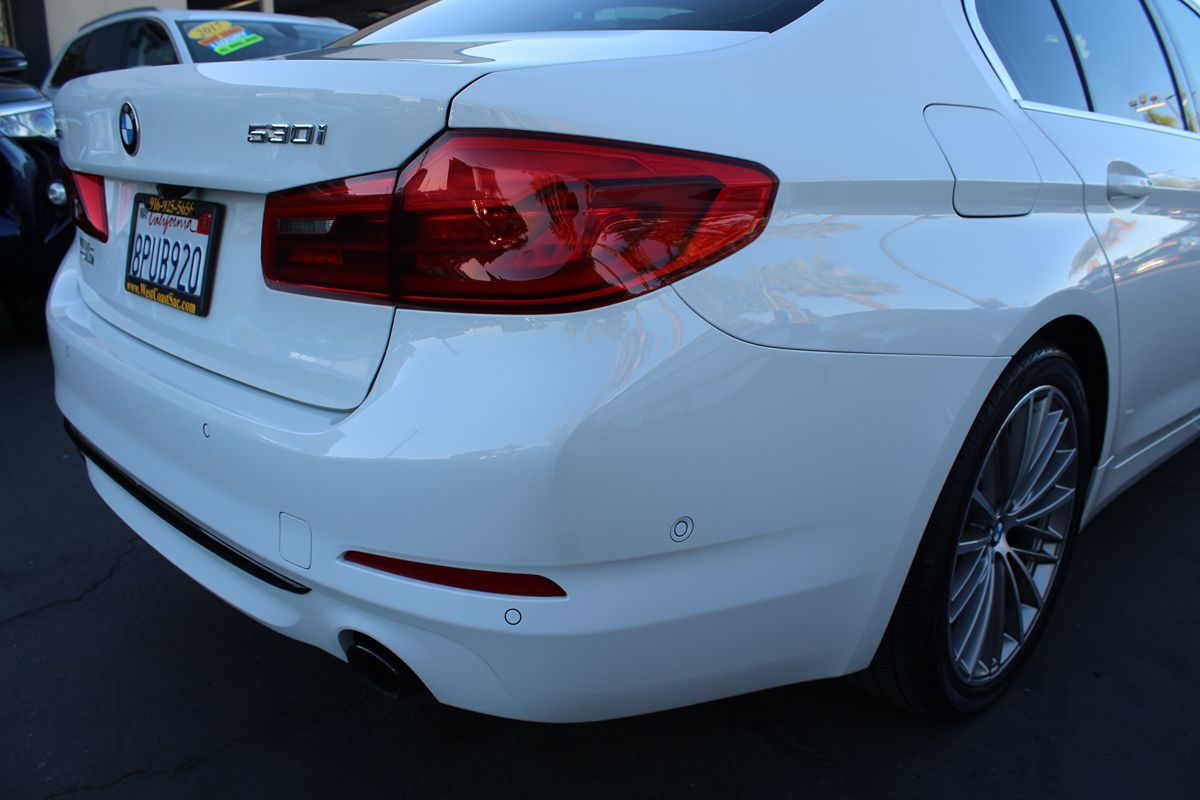2019 BMW 5 Series 530i - Photo 17