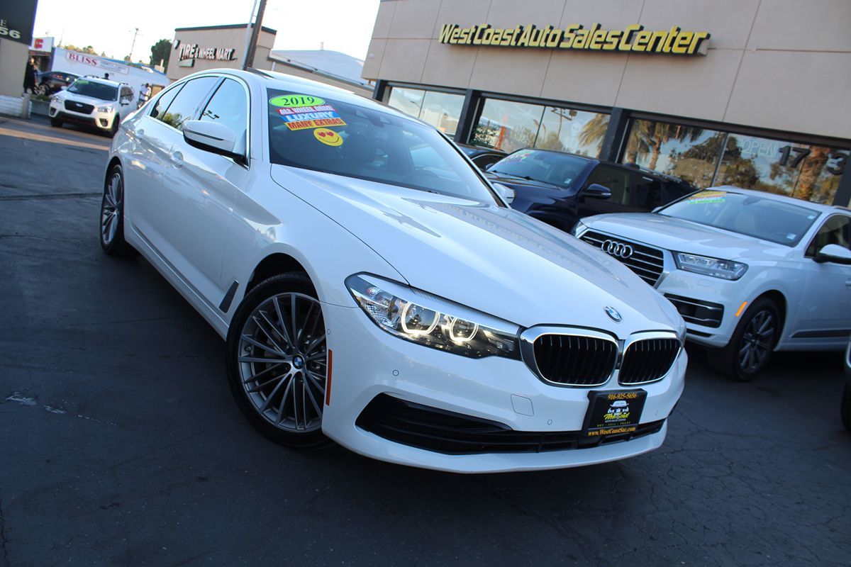 2019 BMW 5 Series 530i - Photo 39