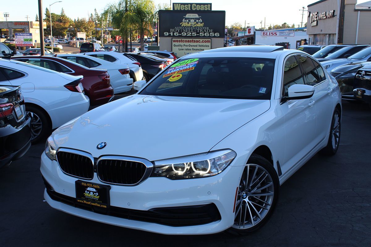 2019 BMW 5 Series 530i - Photo 2