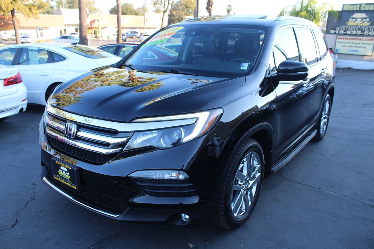 2016 Honda Pilot Elite photo 4