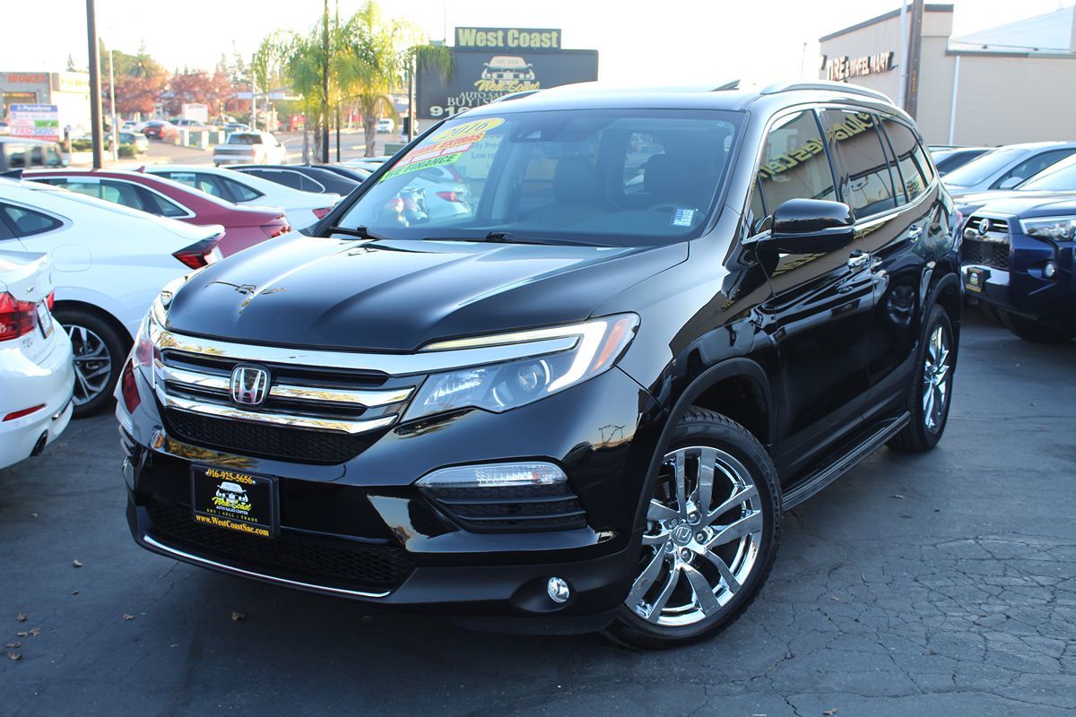 2016 Honda Pilot Elite photo 2