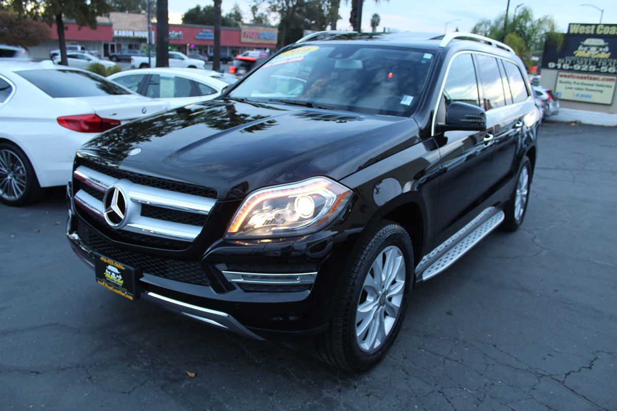 2016 Mercedes Benz GL 450 photo 2