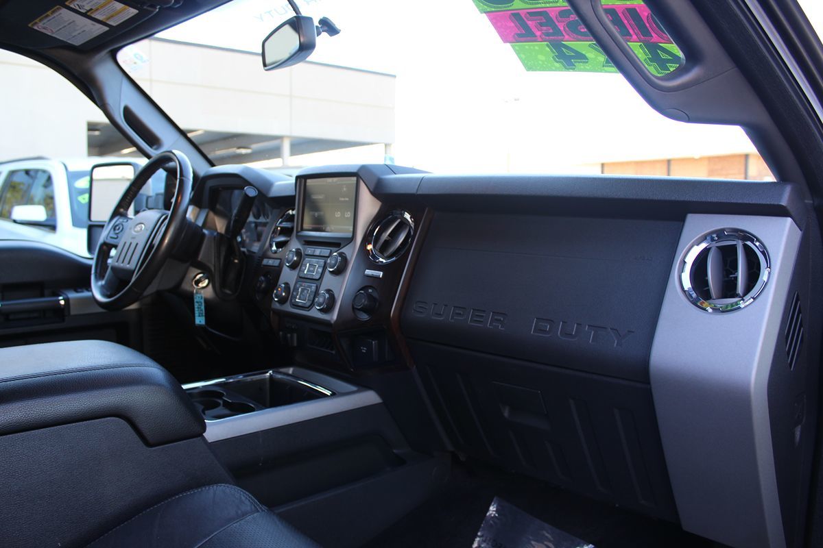 2014 Ford F-350 Super Duty Lariat - Photo 23