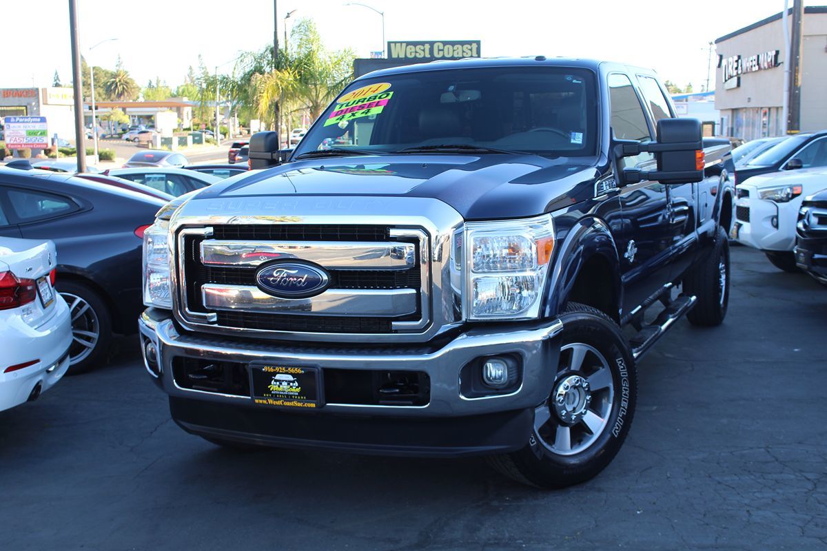 2014 Ford F-350 Super Duty Lariat - Photo 2