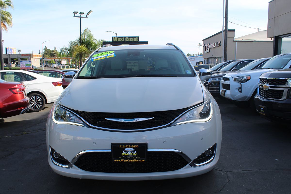 2020 Chrysler Pacifica Hybrid Limited - Photo 3