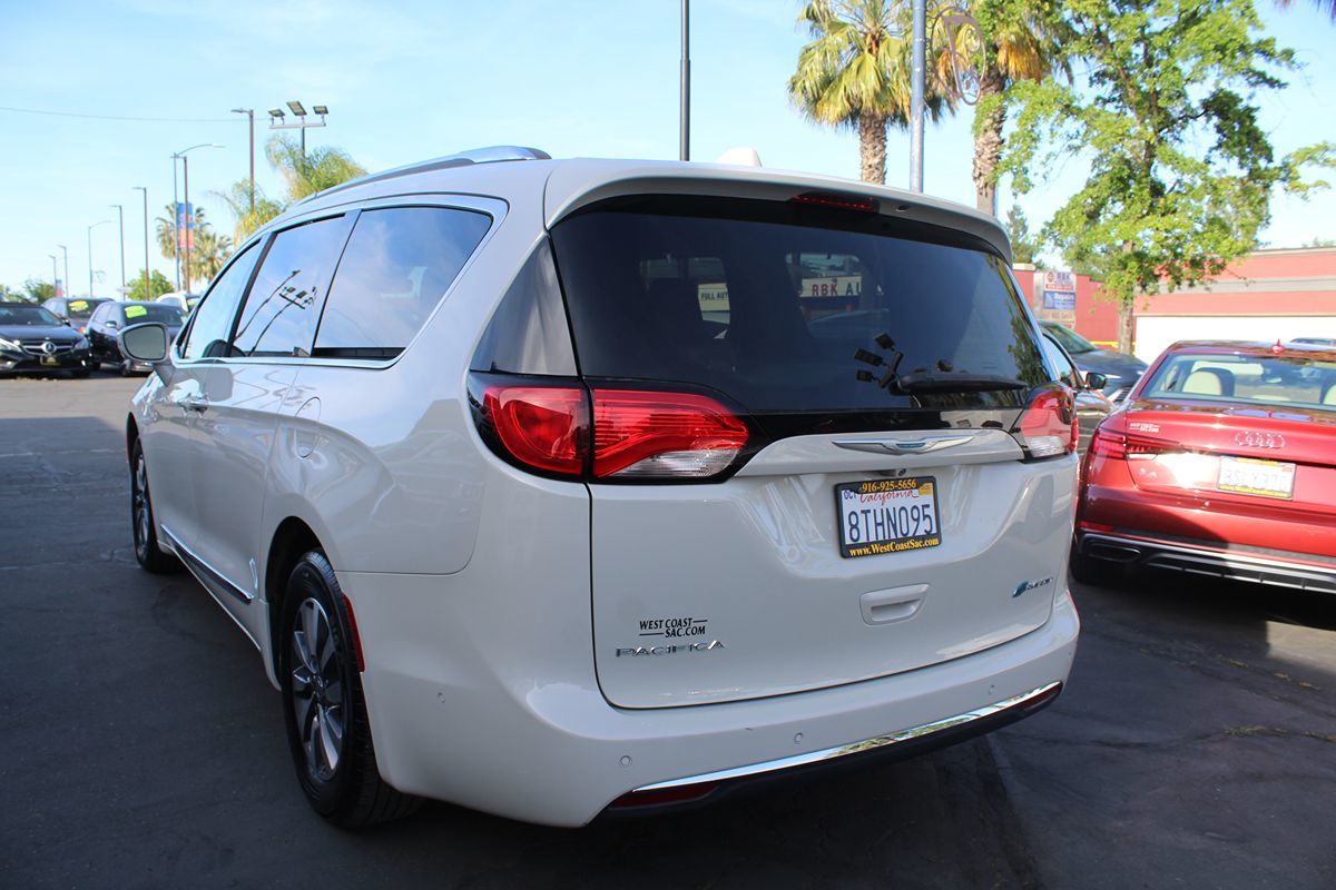 2020 Chrysler Pacifica Hybrid Limited - Photo 5
