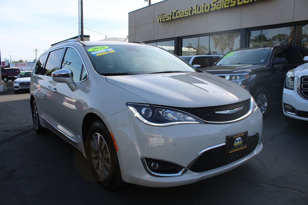 2020 Chrysler Pacifica Hybrid Limited - Photo 8