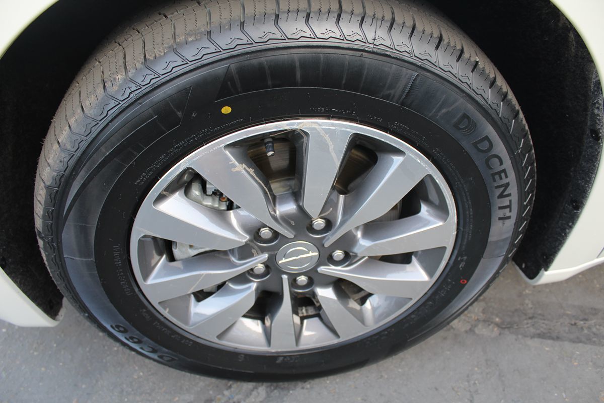 2020 Chrysler Pacifica Hybrid Limited - Photo 11