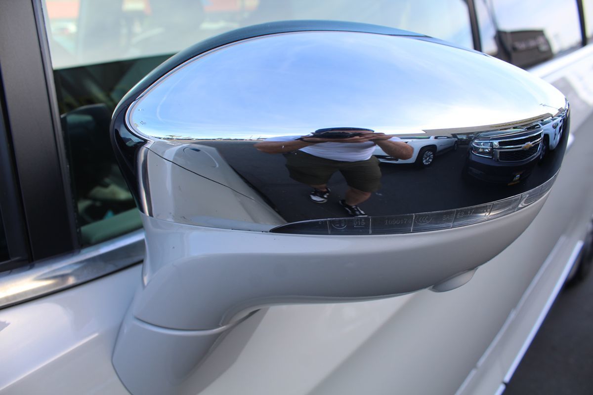 2020 Chrysler Pacifica Hybrid Limited - Photo 13