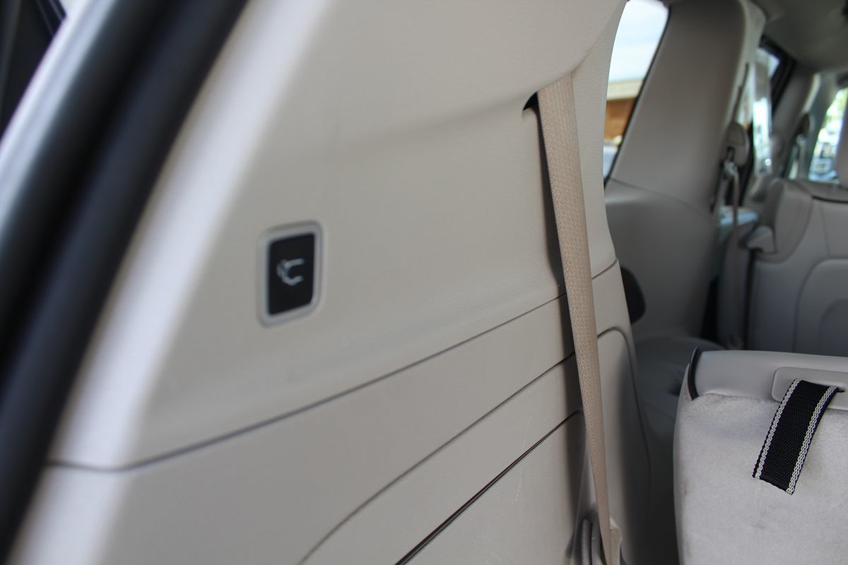 2020 Chrysler Pacifica Hybrid Limited - Photo 21