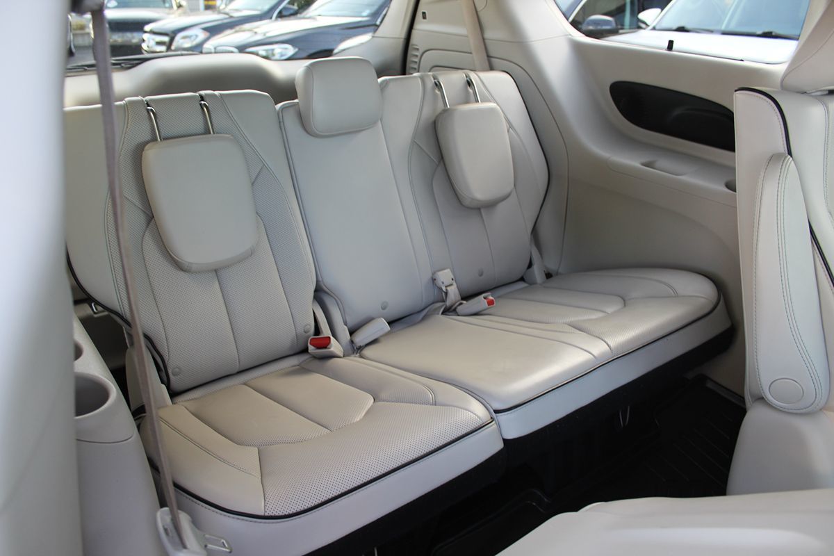 2020 Chrysler Pacifica Hybrid Limited - Photo 27