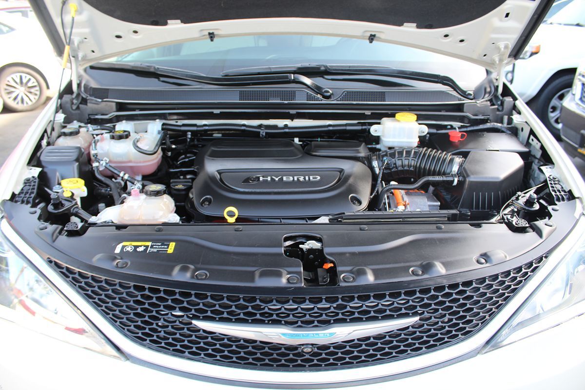 2020 Chrysler Pacifica Hybrid Limited - Photo 42