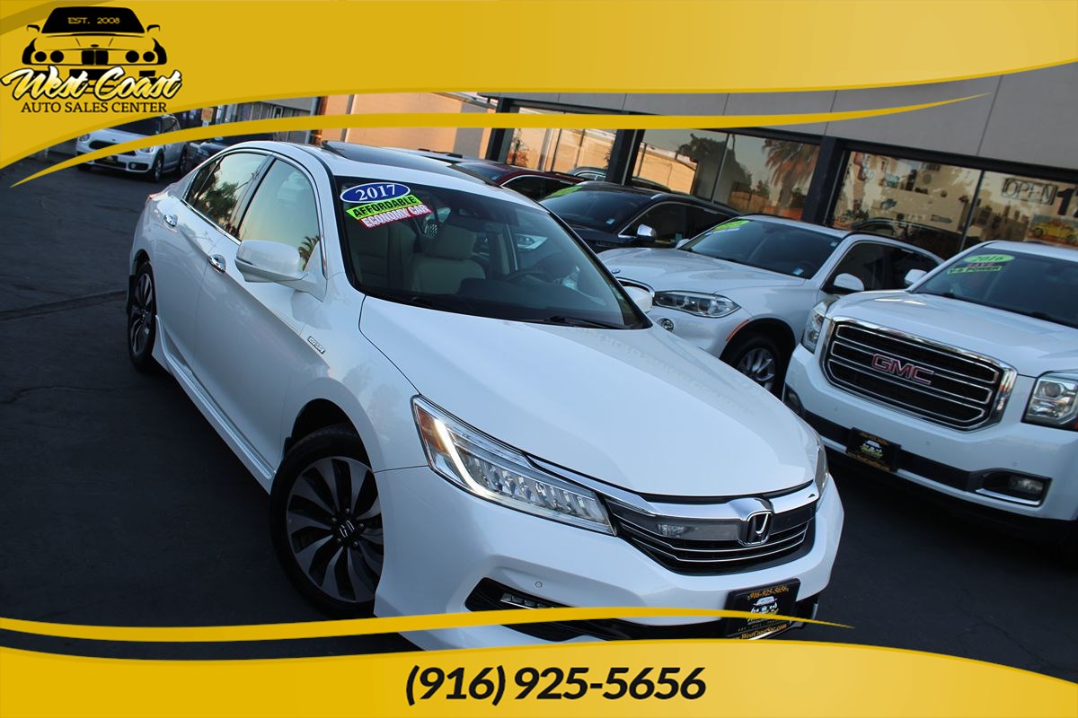 2017 Honda Accord Hybrid Touring's photo