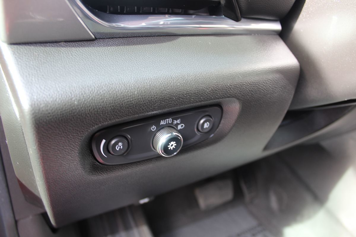 2020 Chevrolet Traverse 3LT - Photo 26