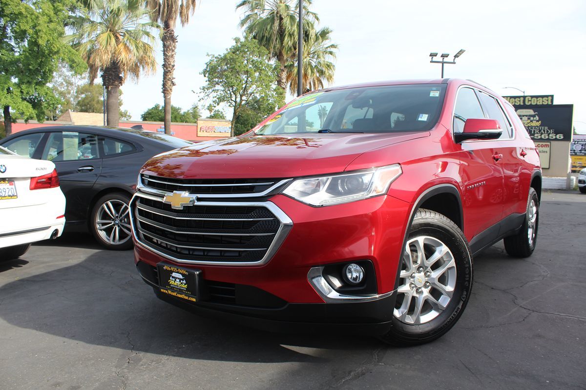 2020 Chevrolet Traverse 3LT - Photo 2