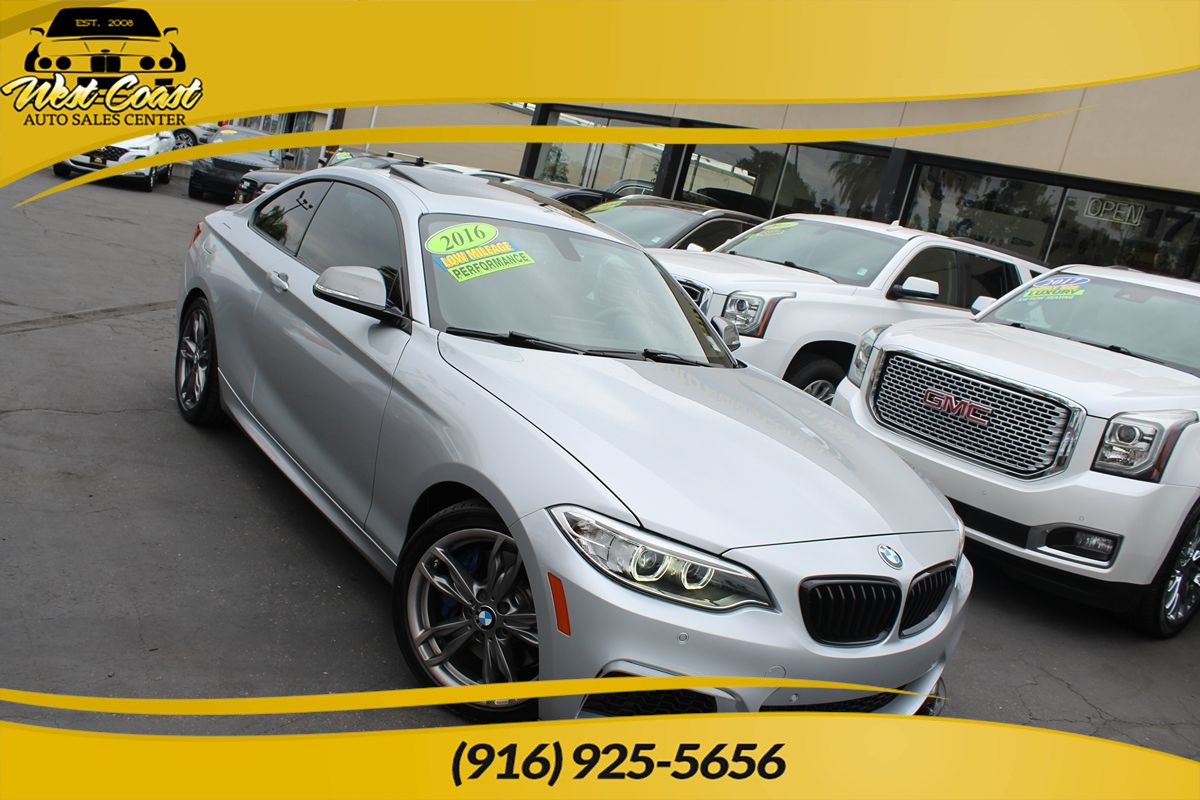 2016 BMW 2 Series M235i Coupe's photo