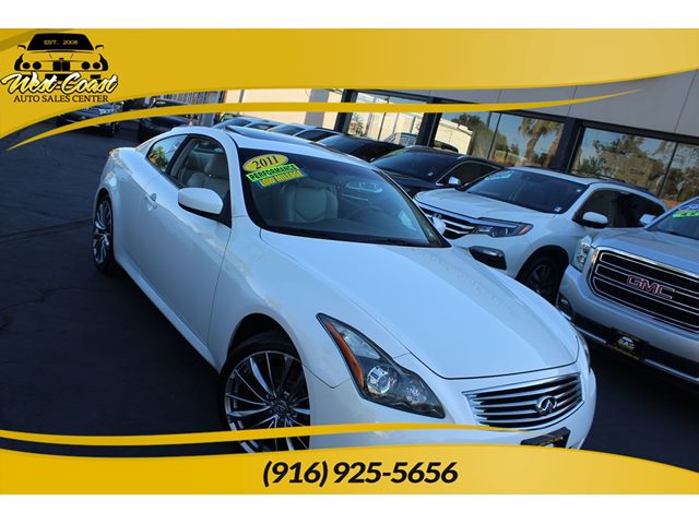 Moonlight White 2011 INFINITI G37 Coupe Rear-Wheel Drive Automatic