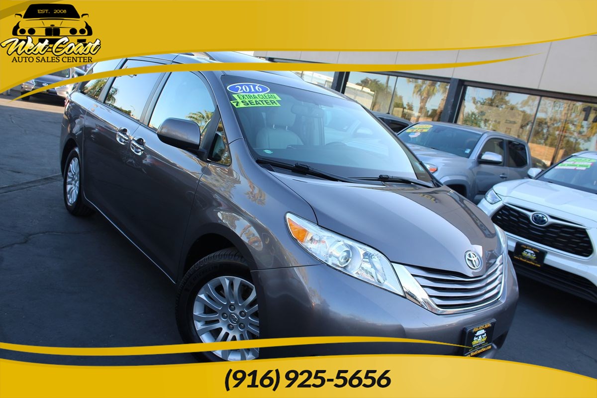 2016 Toyota Sienna XLE
