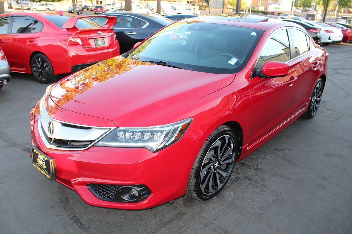 2017 Acura ILX Premium A-Spec photo 4