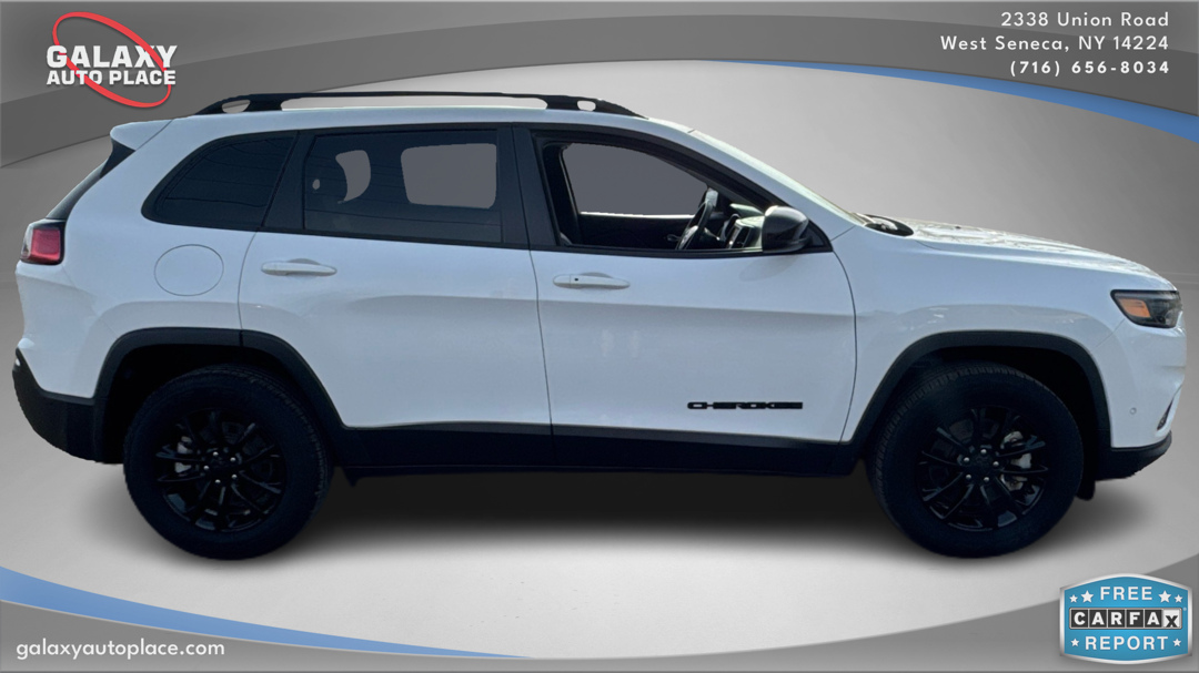 2023 Jeep Cherokee Altitude Lux photo 4