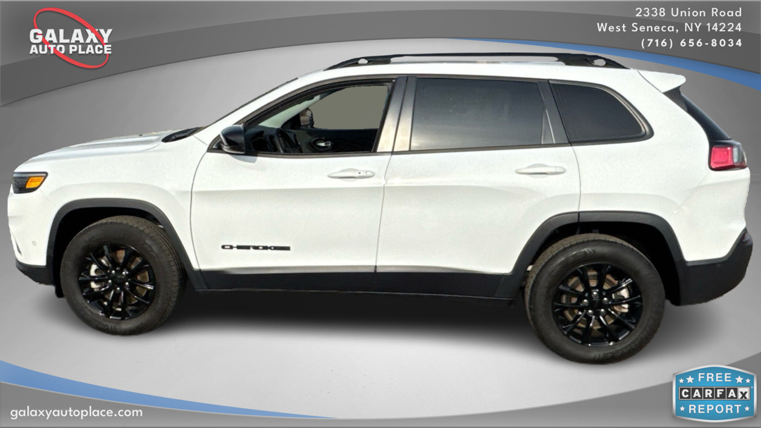 2023 Jeep Cherokee Altitude Lux photo 8