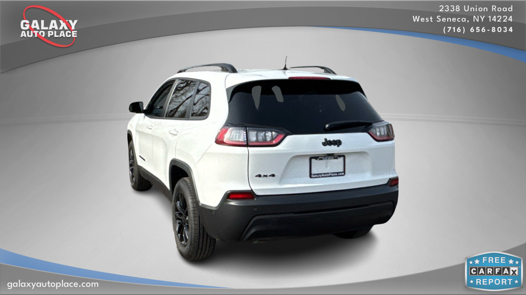 2023 Jeep Cherokee Altitude Lux photo 7