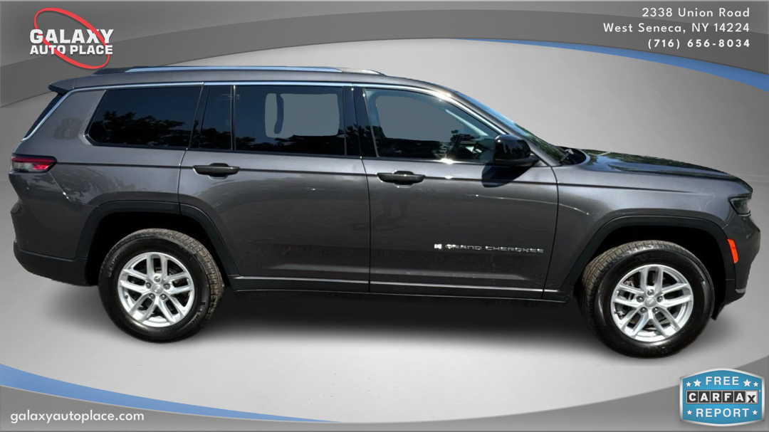 2022 Jeep Grand Cherokee Laredo photo 4